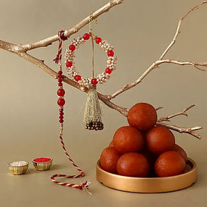 Red Bhaiya Bhabhi Rakhi & Gulab Jamun