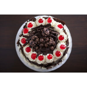 Black Forest Cake Half Kg