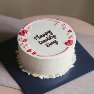 Heartfelt Daddy Cake