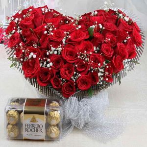 Charming Heart-Shaped Gift Combo