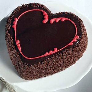 Stealing Heart Kuchen Cake