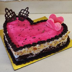 Heartbeat Blueberry Mania Cake