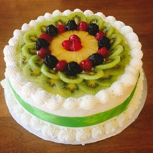 Heavenly Kiwi Fusion Cake