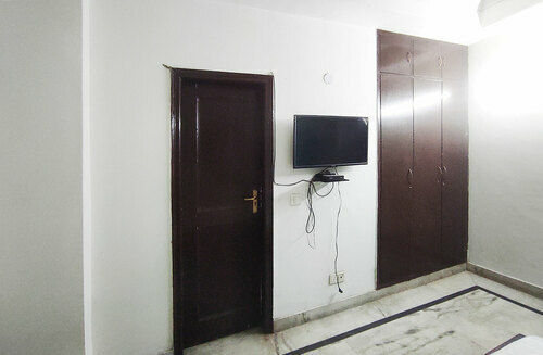 Room For Rent - Houses & Apartments For Rent in Delhi