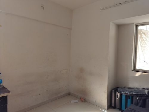 Flat on rent store in bavdhan