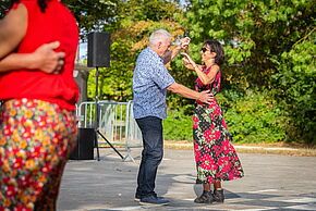 Moizbat, bal traditionnel