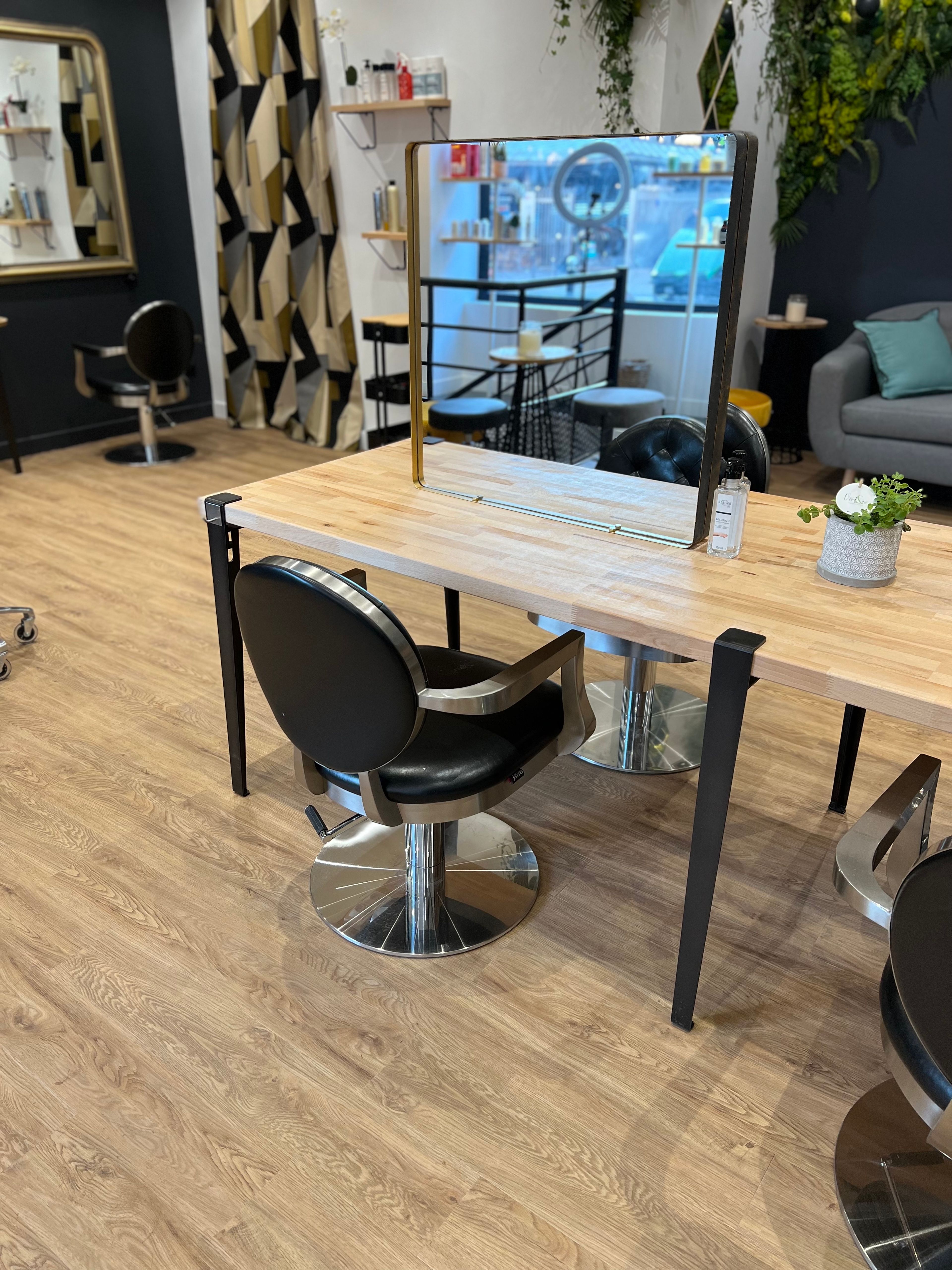 Siège coiffure | Coiffure 7 Le Loup Coworking 75008