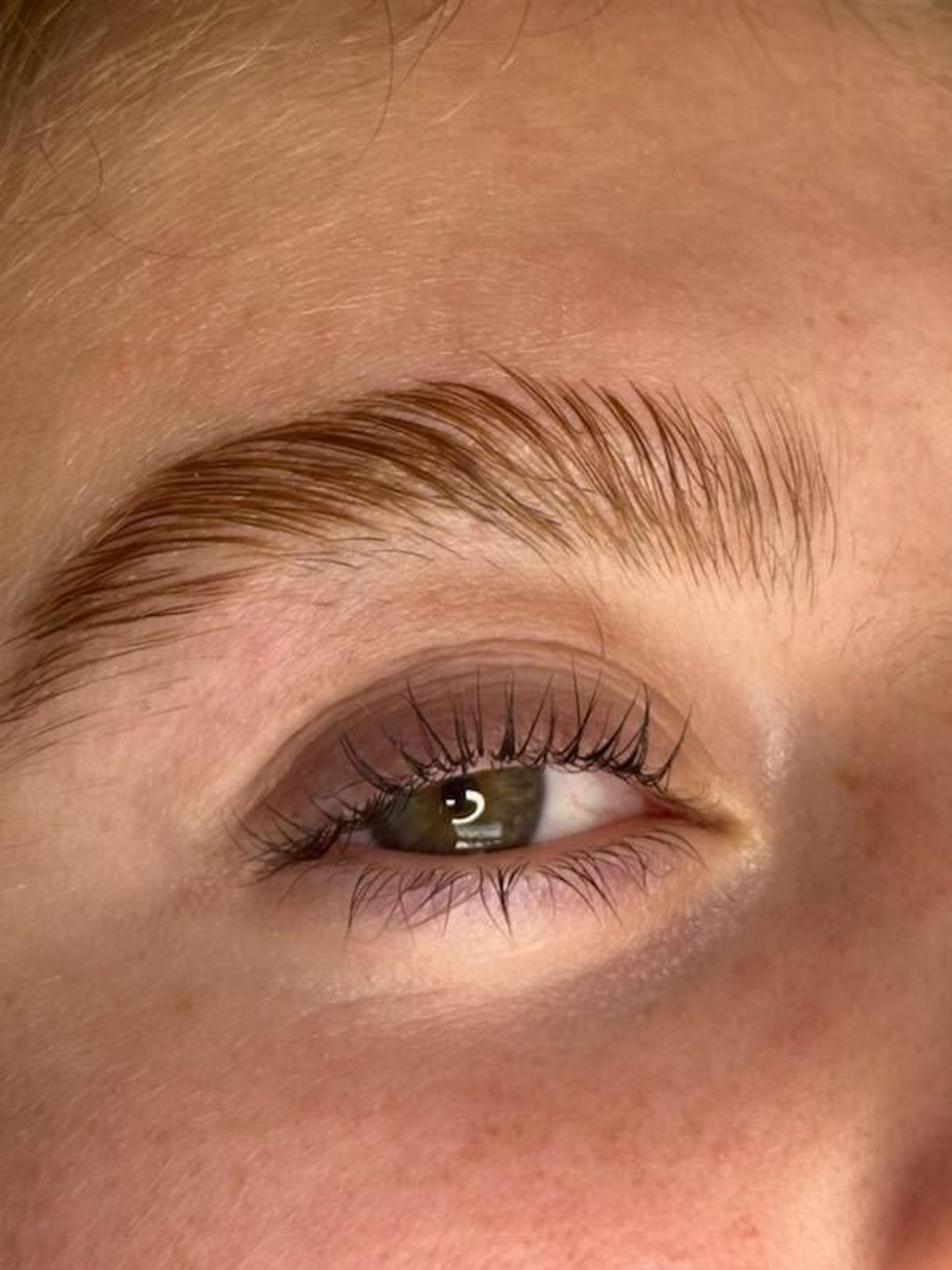 Yumi Browlift- (Rehaussement sourcils+épilation) 