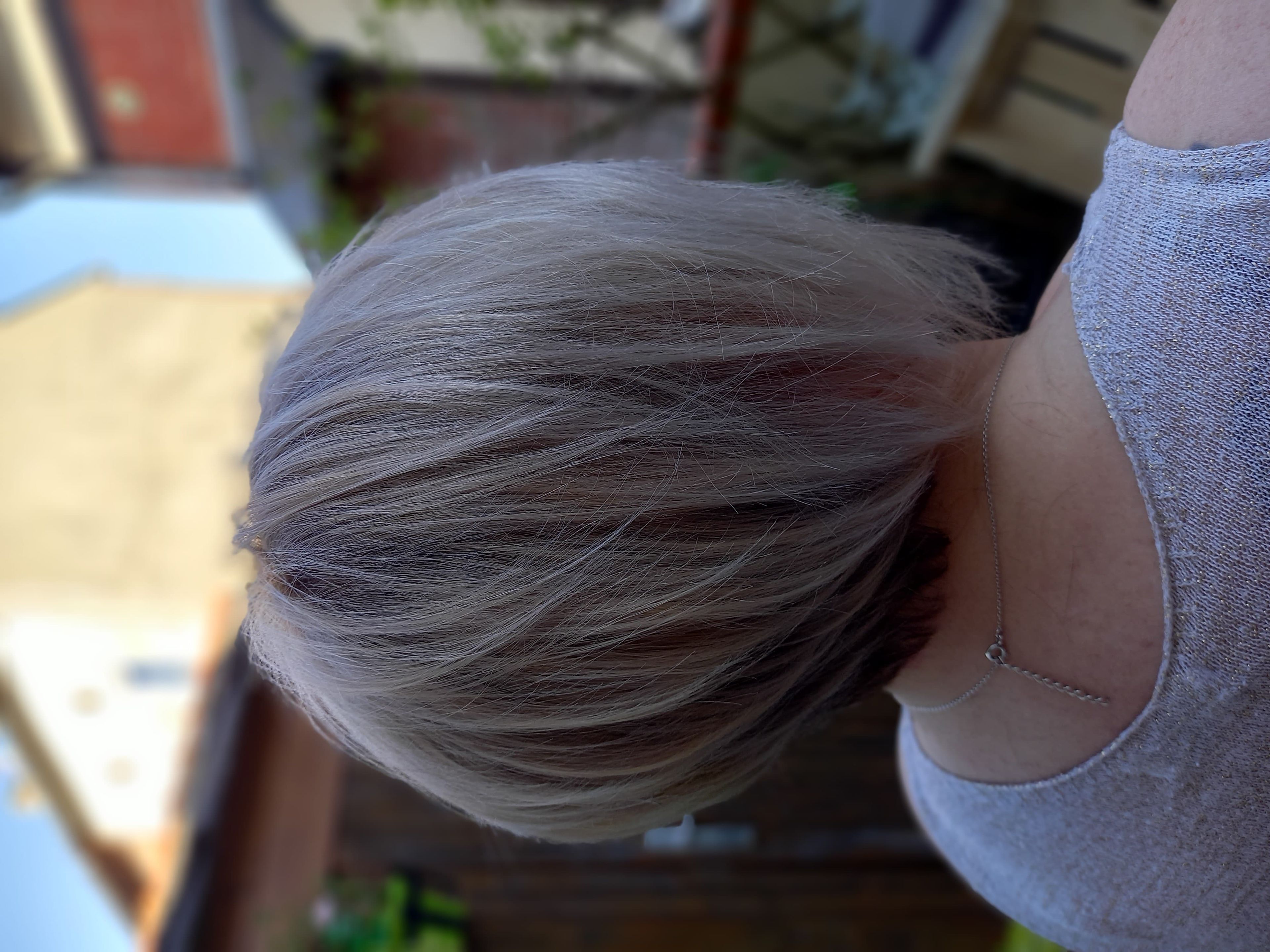 Coiffage cheveux court 