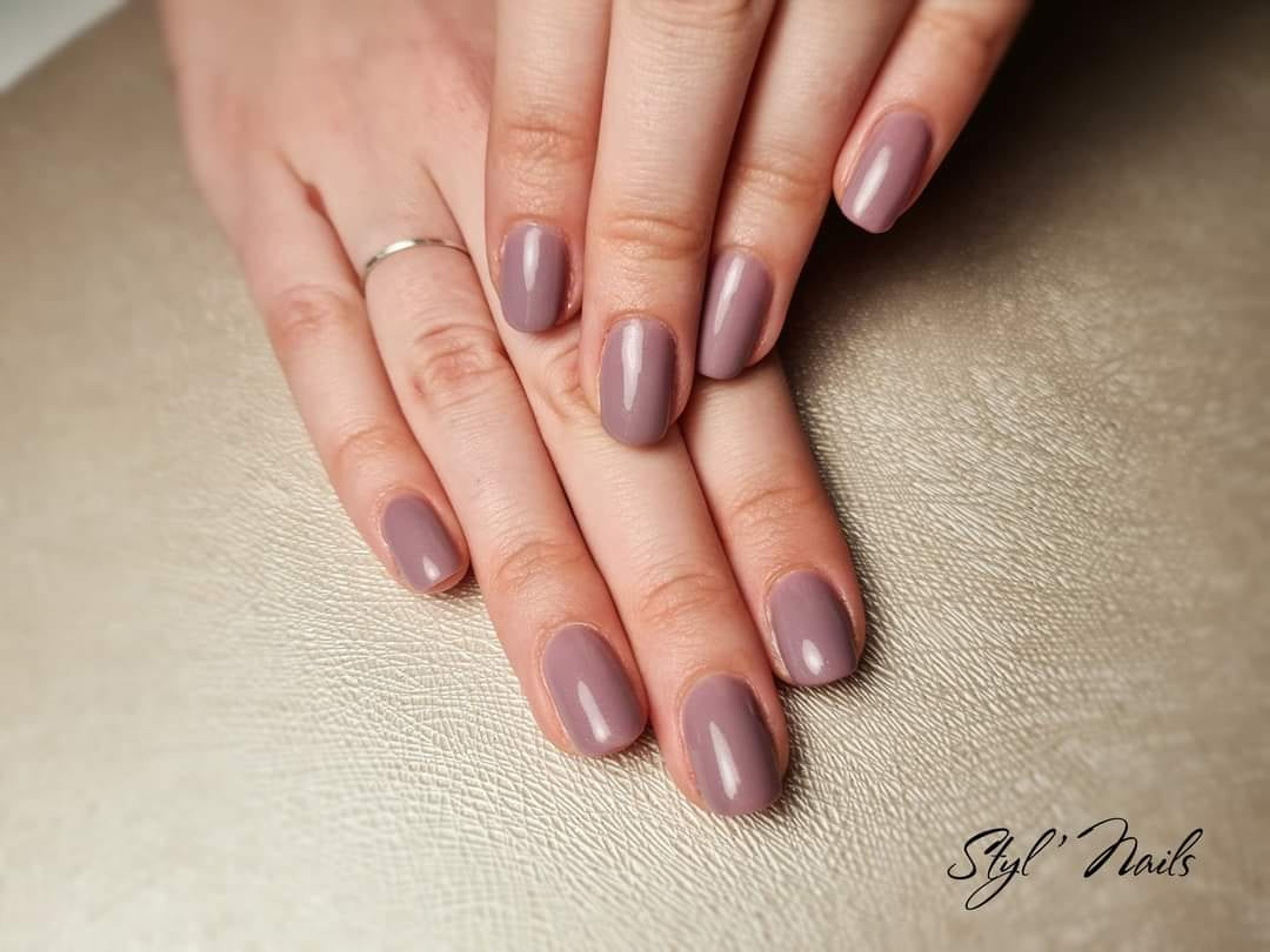 Pose de vernis semi permanent 