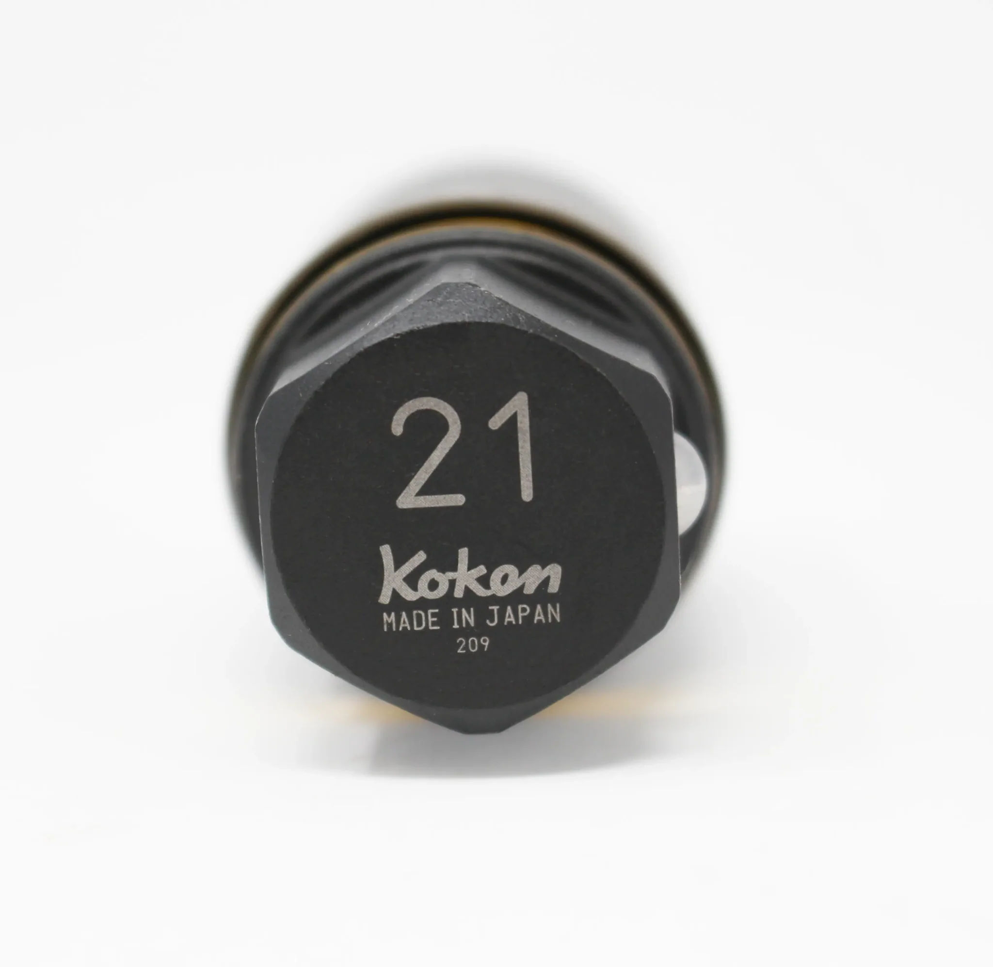 280PM-21 | 21 Hex Dr. Wheel Nut Adaptor Socket 21mm Extra Thin walled Length 55mm Color coded Protector image 1