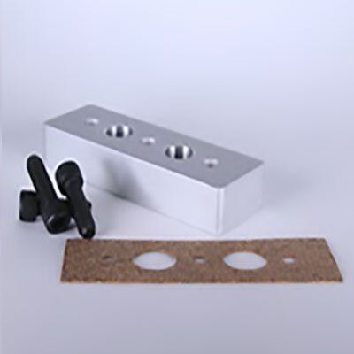 655151 | 1.5 x 4.5 in.3/8 in.NPT Mount Pressure Manifold Plate image 1