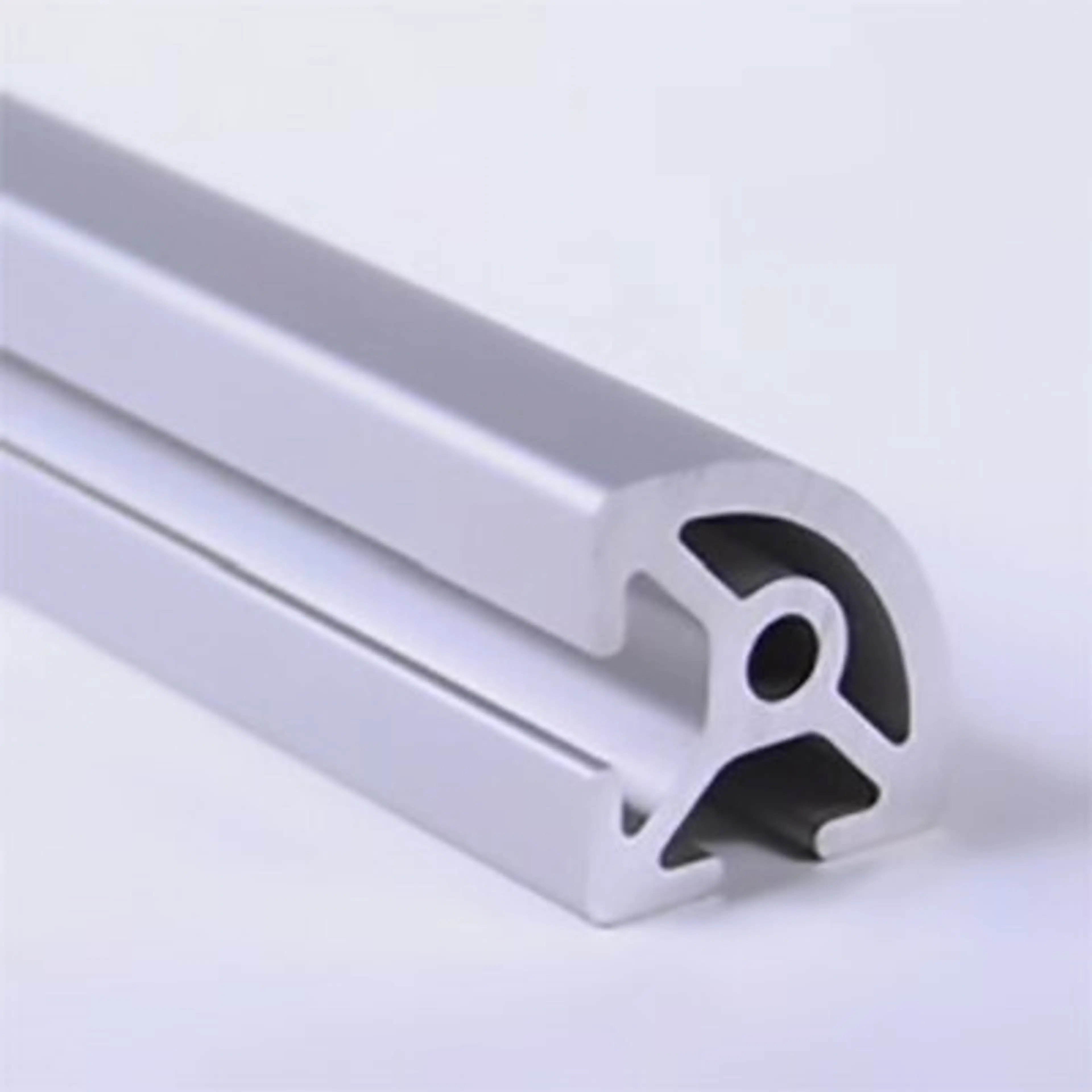 650040 | 1 in. x 1 in. Quarter Round T-Slotted Extrusion