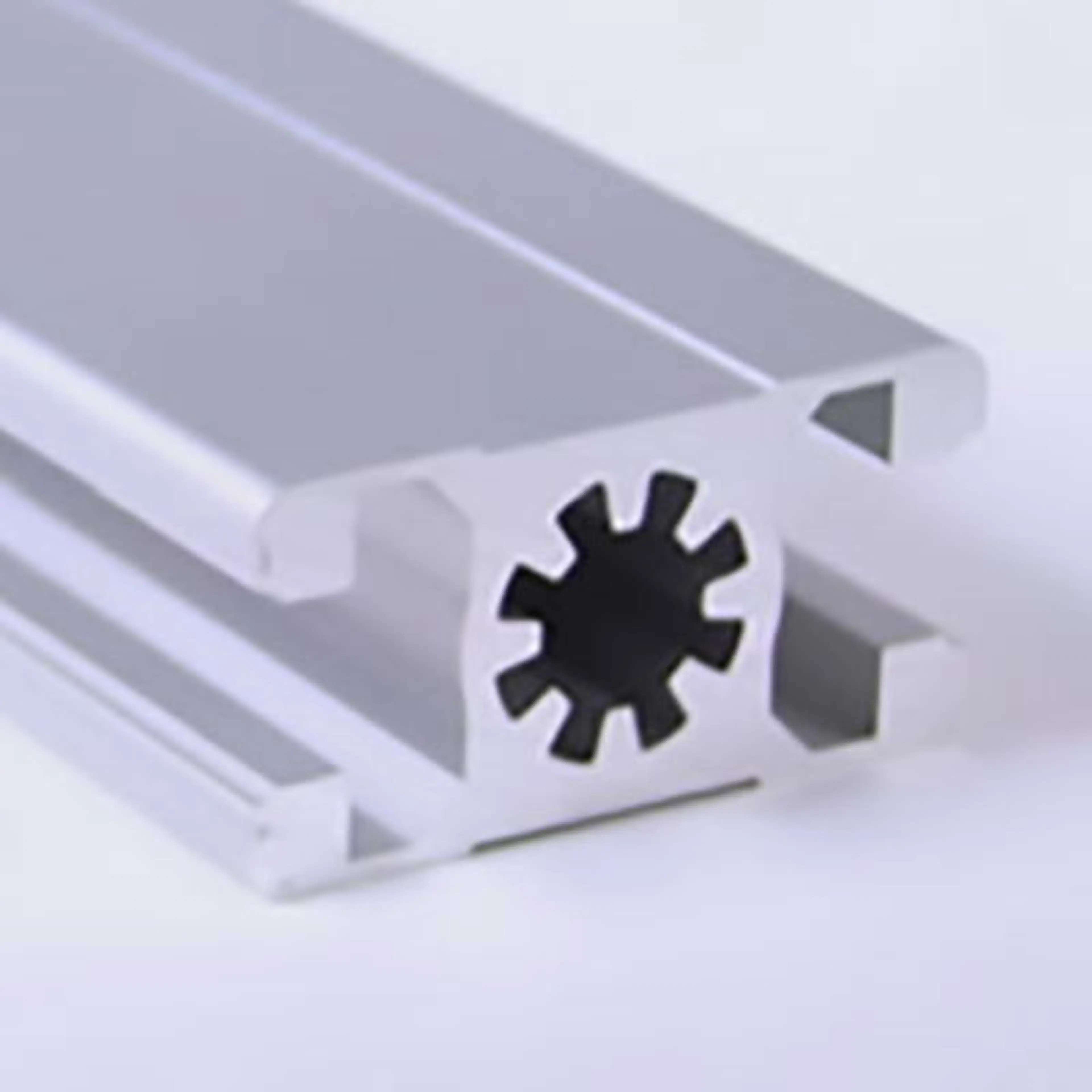 670067 | 22.5mm x 45mm B T-Slotted Extrusion 5.6M