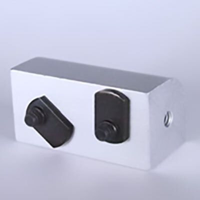 653024 | 10 S / 25 S Right Angle Universal Living Nub image 1
