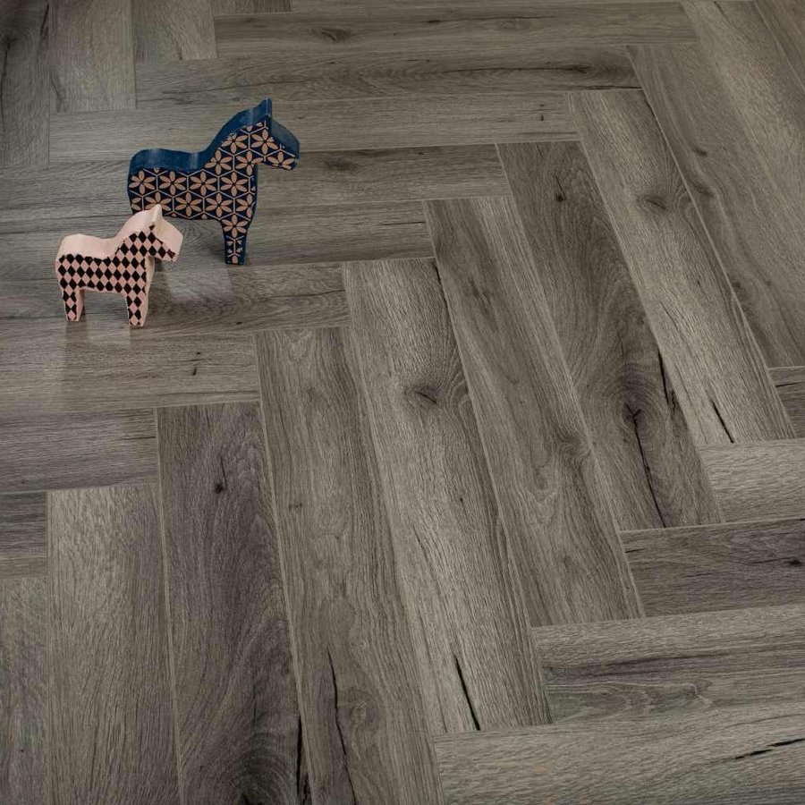 Midnight Black Oak 12mm Herringbone