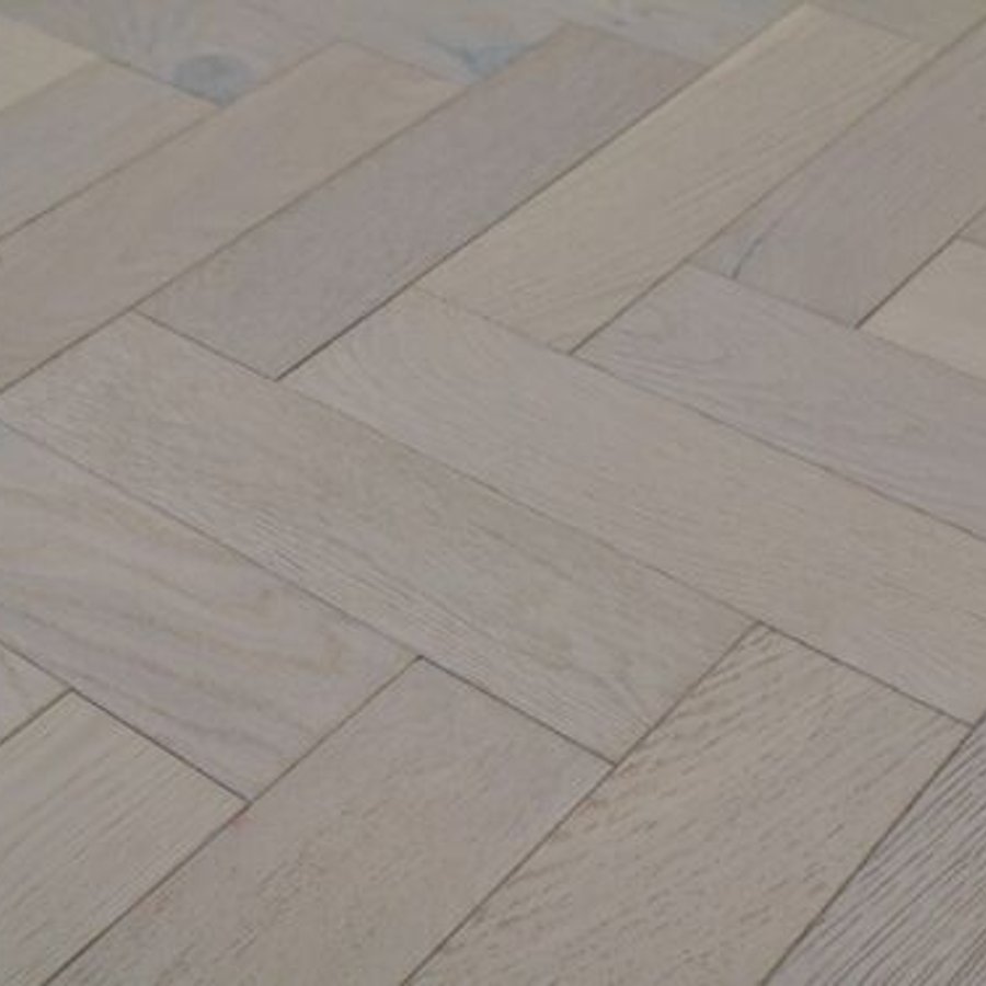 White Brushed Oak Herringbone 18mm