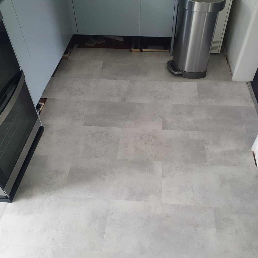 Flint Grey 5.5mm SPC Click Tile