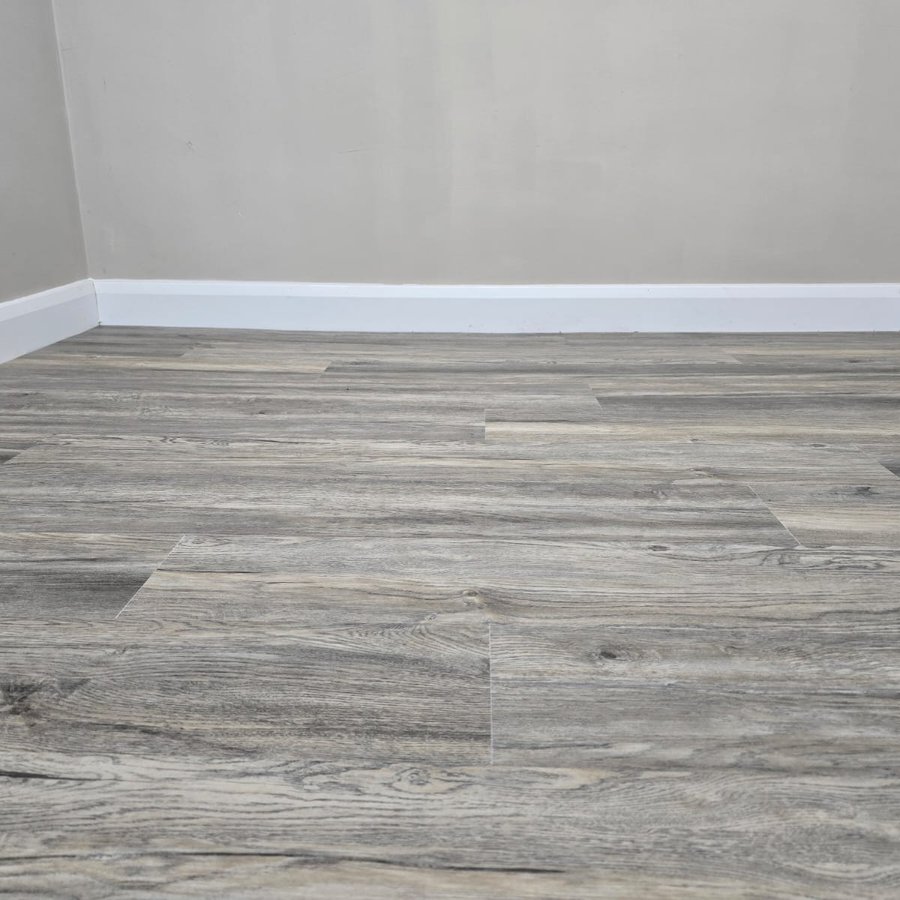 Distressed Grey Oak PREMIUM 6mm SPC Click