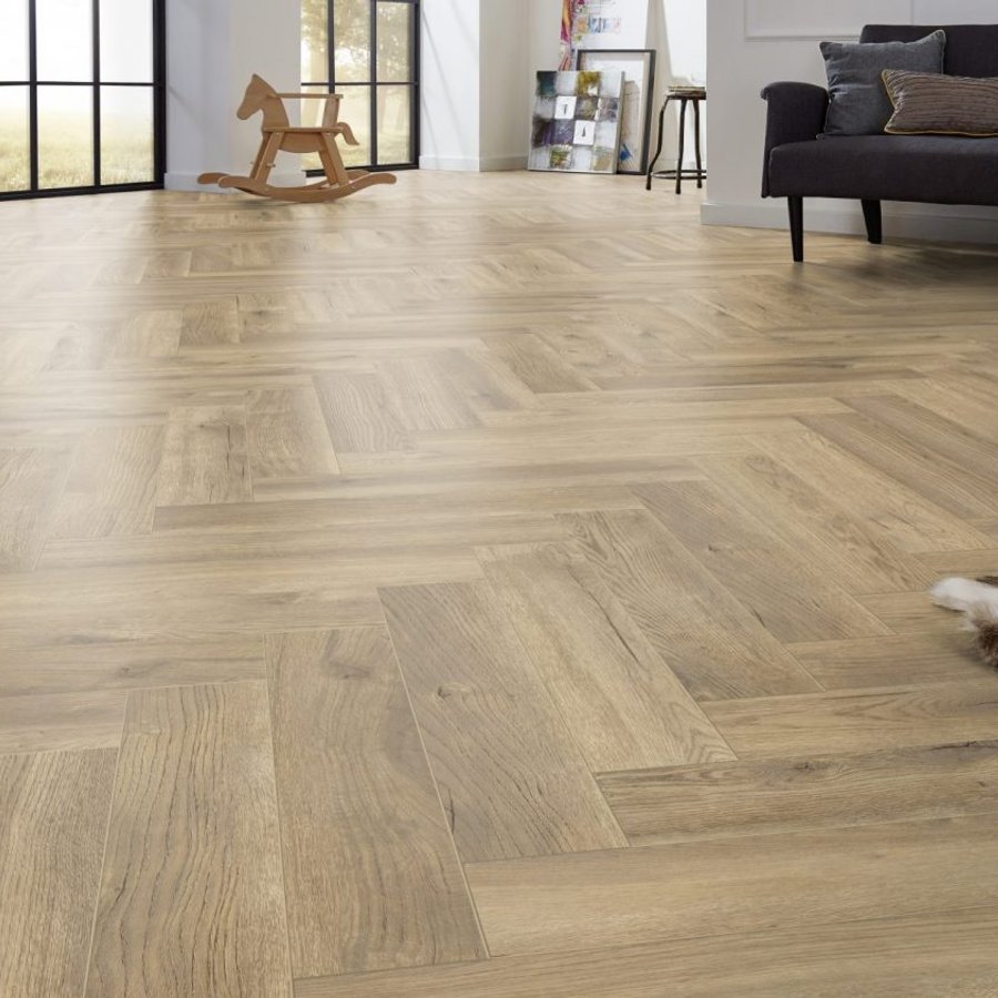 Burgos Oak 8mm Herringbone