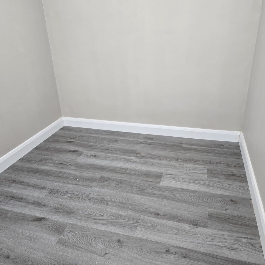 Rich Grey Oak Premium 6mm SPC Click