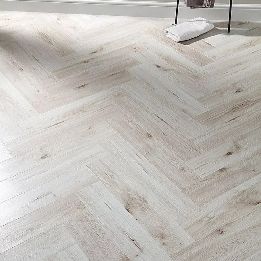 French Oak 8mm Herringbone