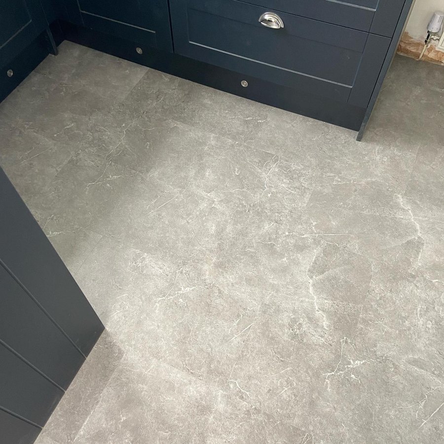 Quartz Grey Marble 5.5mm SPC Click Tiles