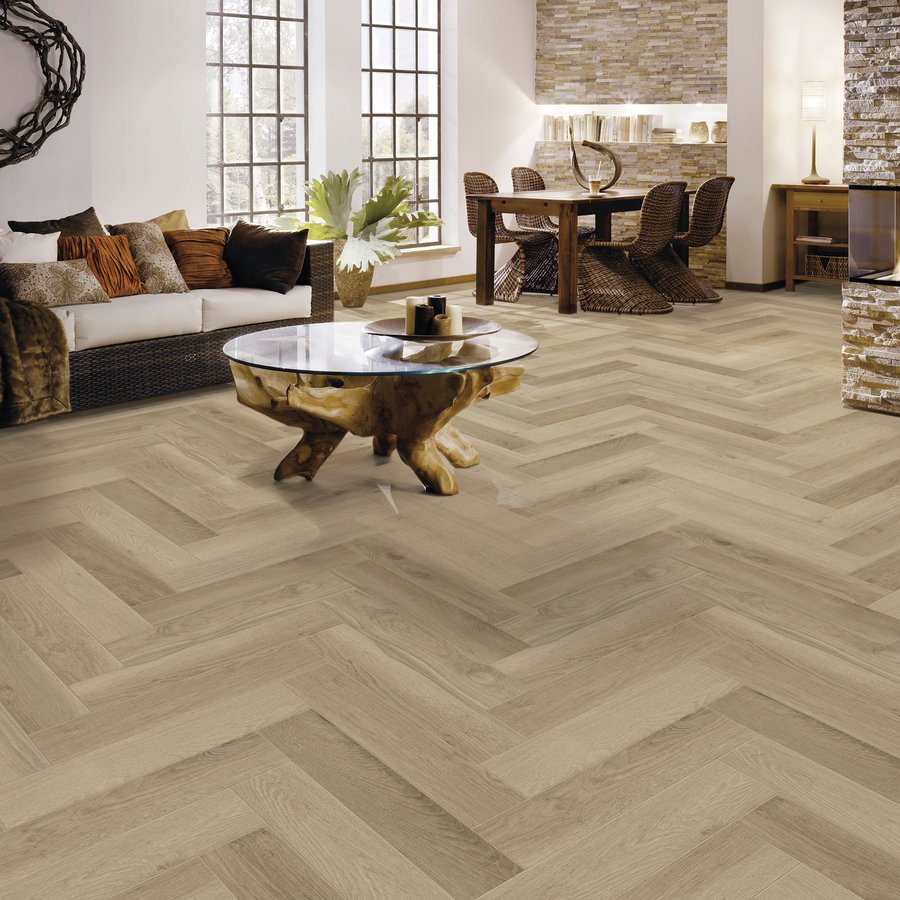 Natural Swiss Oak PREMIUM Herringbone 6.0 SPC Vinyl Click