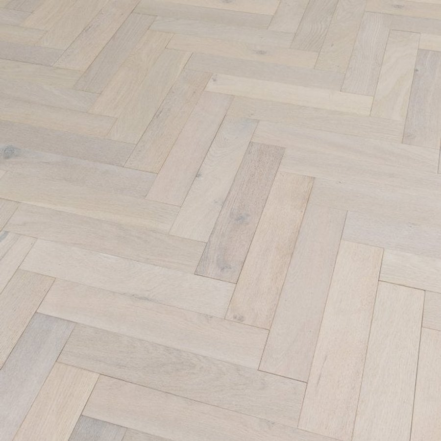 Pale White Oak 14mm Matt Lacquered Herringbone