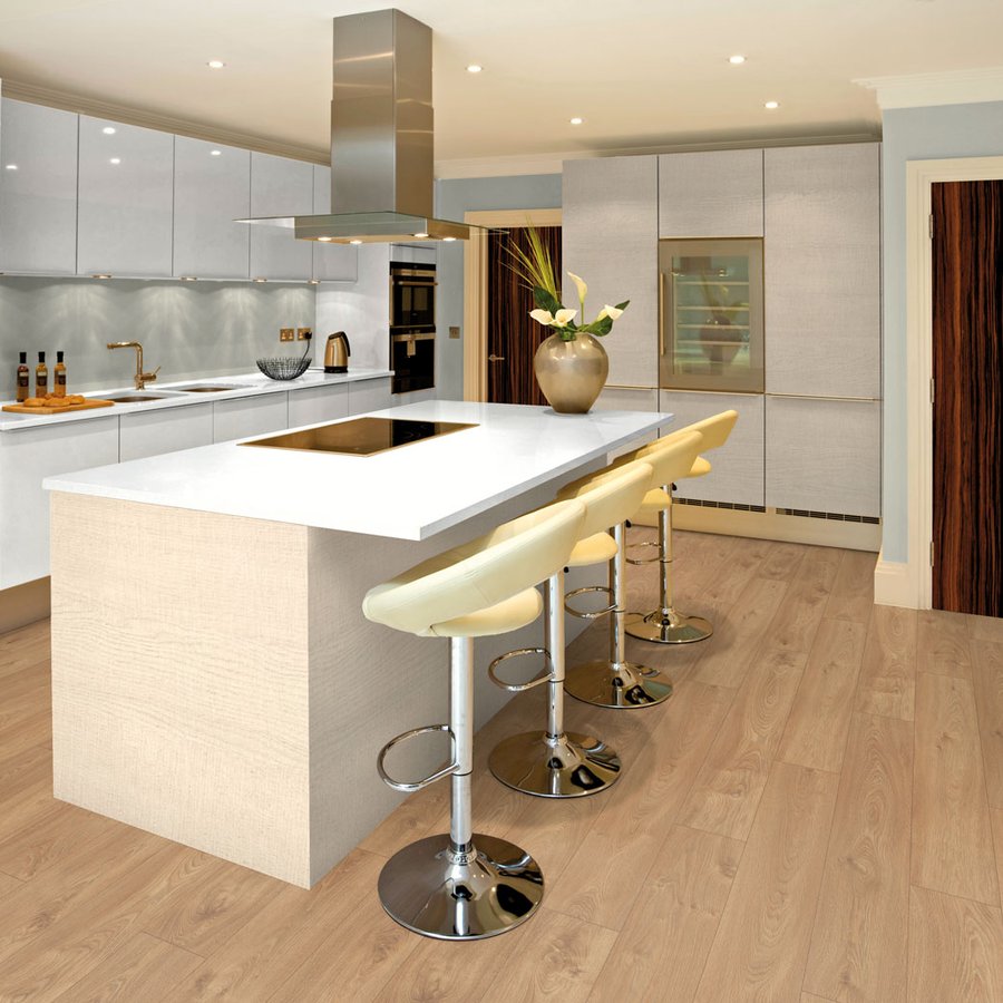 Azure Oak 12mm AC5 Laminate