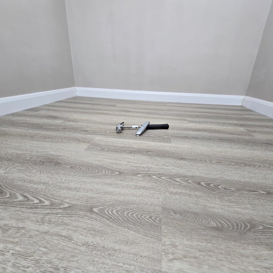 Trent Oak Grey Premium 6mm SPC Click