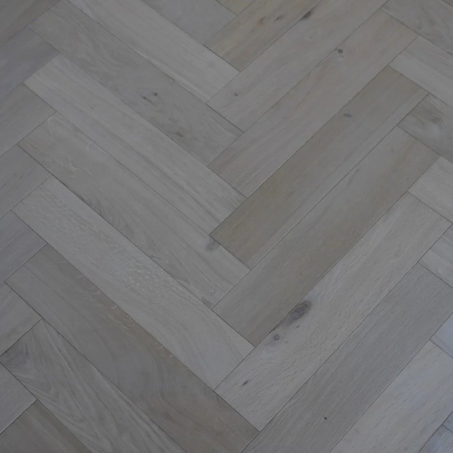 Natural Oak Herringbone 14mm Unfinished