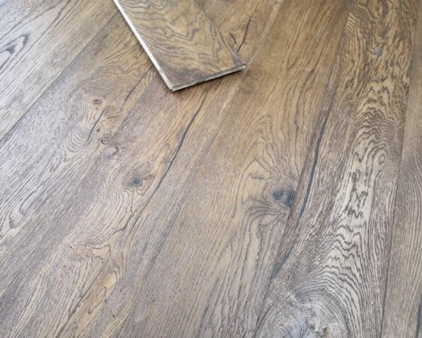 Antique Distressed Brown Oak 14mm