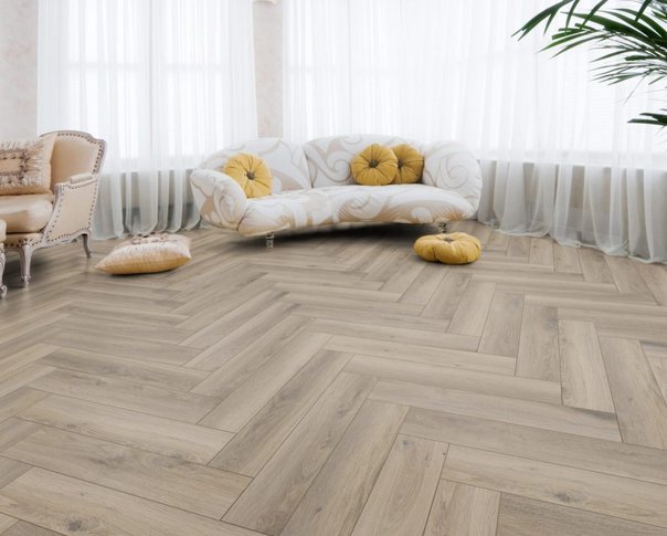 Moselle Oak 8mm Herringbone