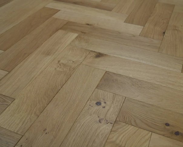 Natural Oak Herringbone 14mm Brushed & UV Oiled