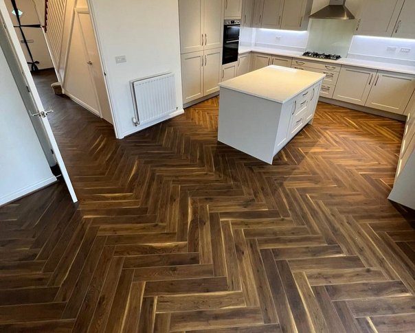 Coffee Oak 12mm Herringbone