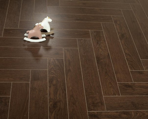 Walnut 12mm Herringbone