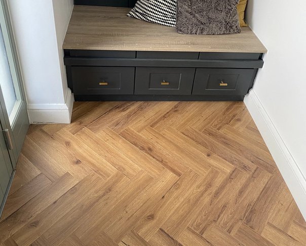 Fumed Oak Herringbone 12mm Laminate