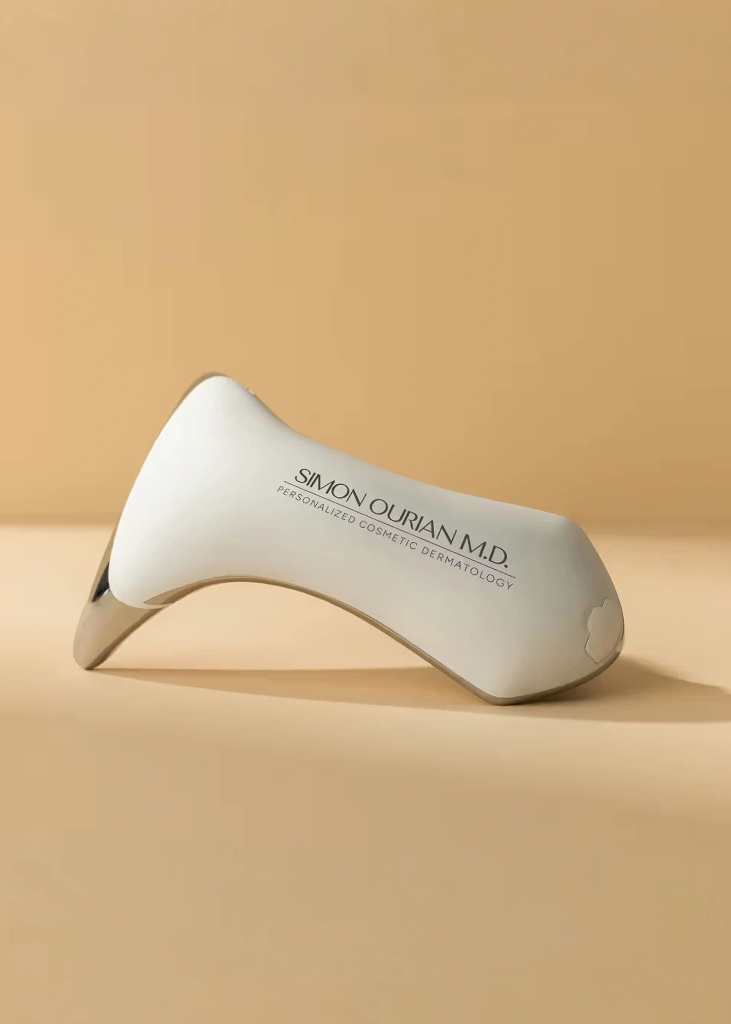 Hollywood Glow Pro Therapy LED Face & Neck — Device