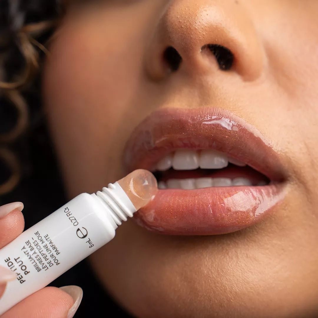 Nu Colour® Peptide Pout — view 3