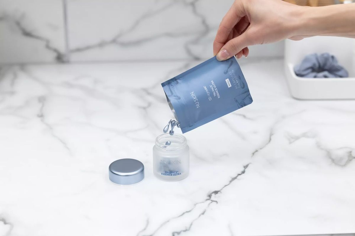 ageLOC® Tru Face® Essence Ultra Refill — view 3
