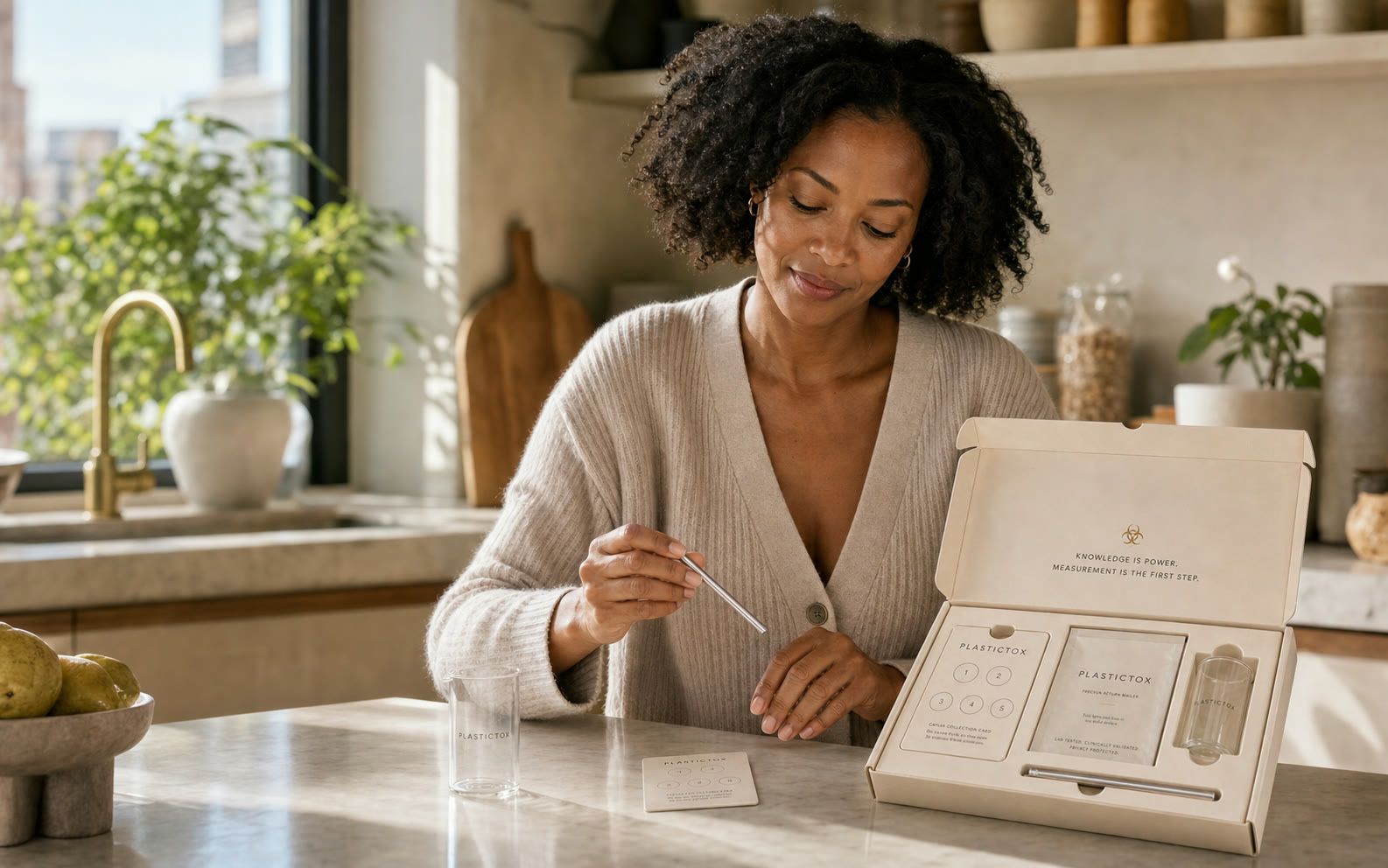 Collecting a PlasticTox saliva sample at home