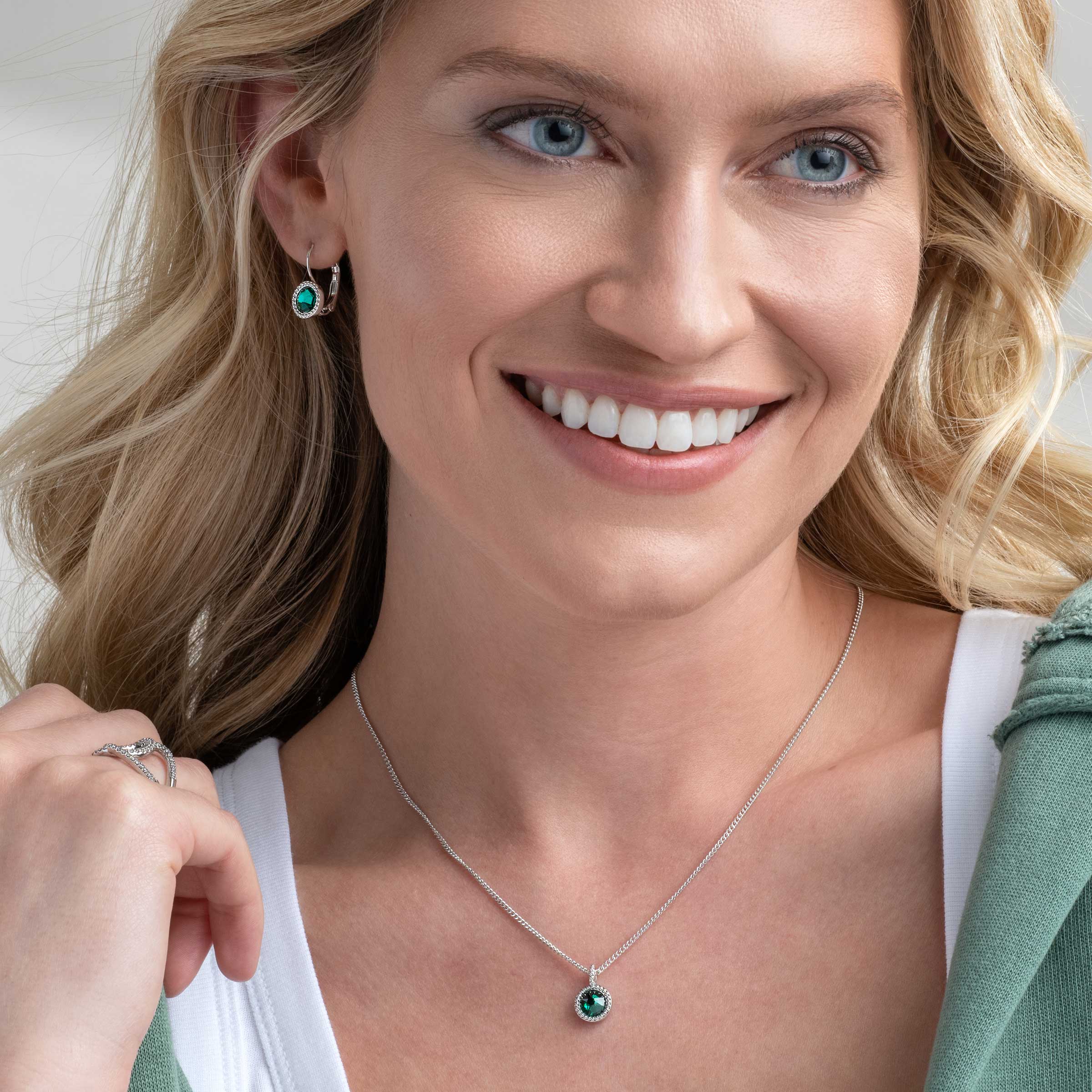Little Wonder Necklace, Green — view 2