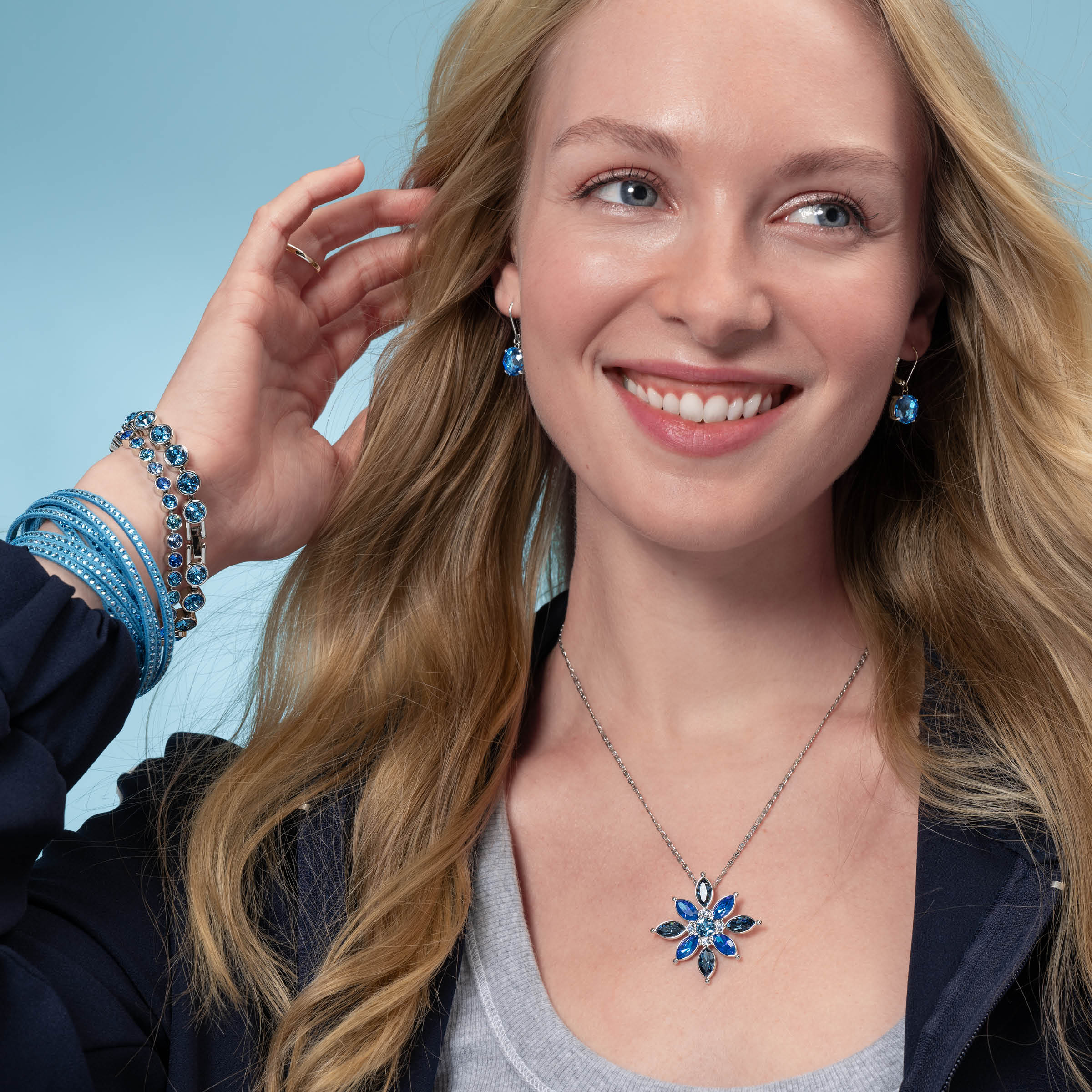 Summer Bloom Pendant, Blue — view 2