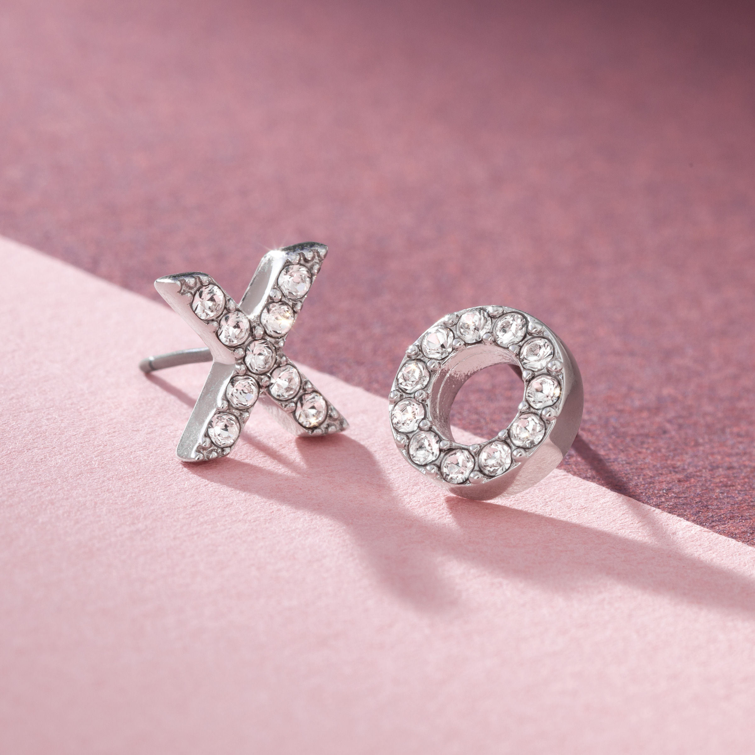 XO Earrings — view 4