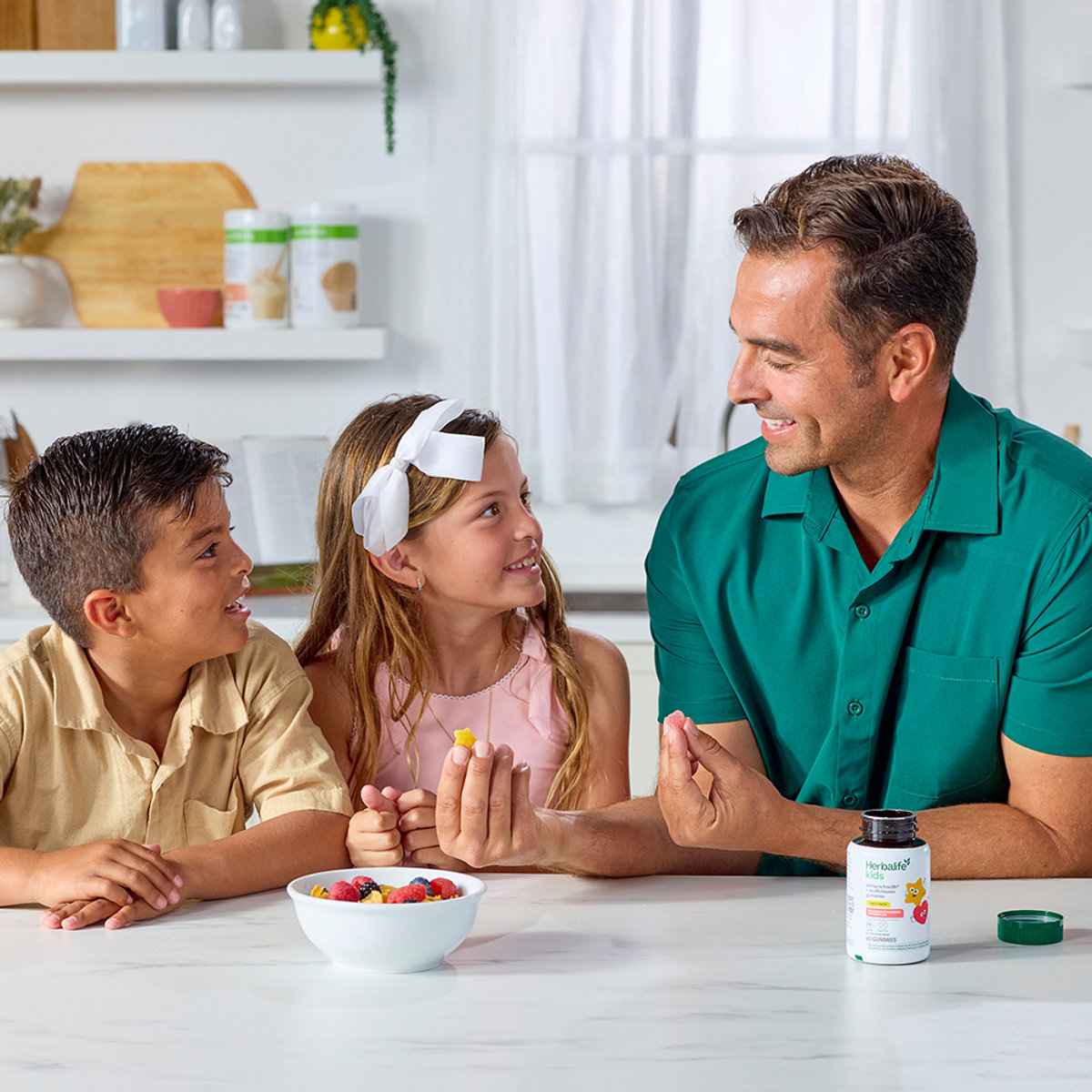 Herbalife Kids Immune Health* + Multivitamin Gummies