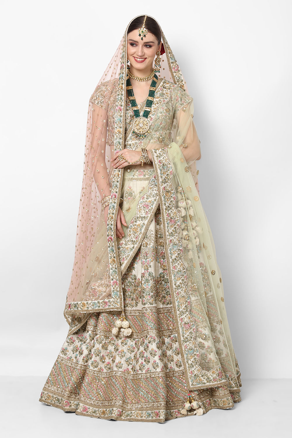 Heavy Flare Wedding Lehenga On Rent | Fancyano Udaipur