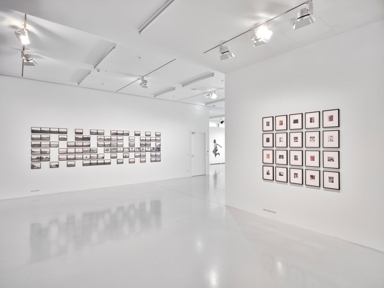 <div>Installation view <em>A Show of Affection – Collection Constellation 2</em> © Kunststiftung DZ Bank / Norbert Miguletz</div>