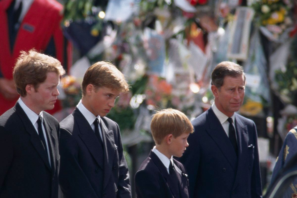 Charles Spencer durante entrevista sobre a relação com a irmã, a princesa Diana