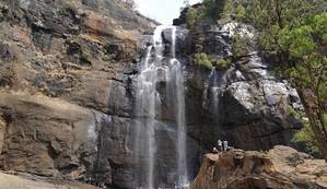 Agaya Gangai Waterfalls
